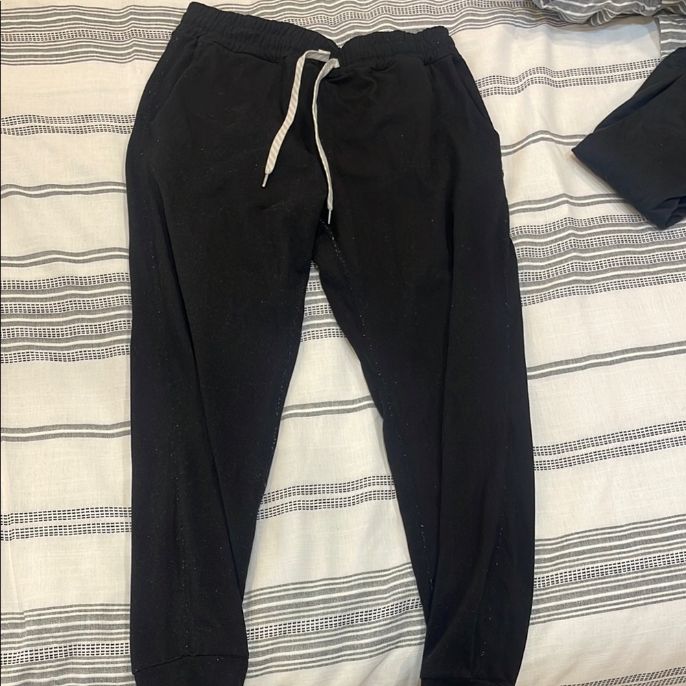Vuori Black Performance Joggers